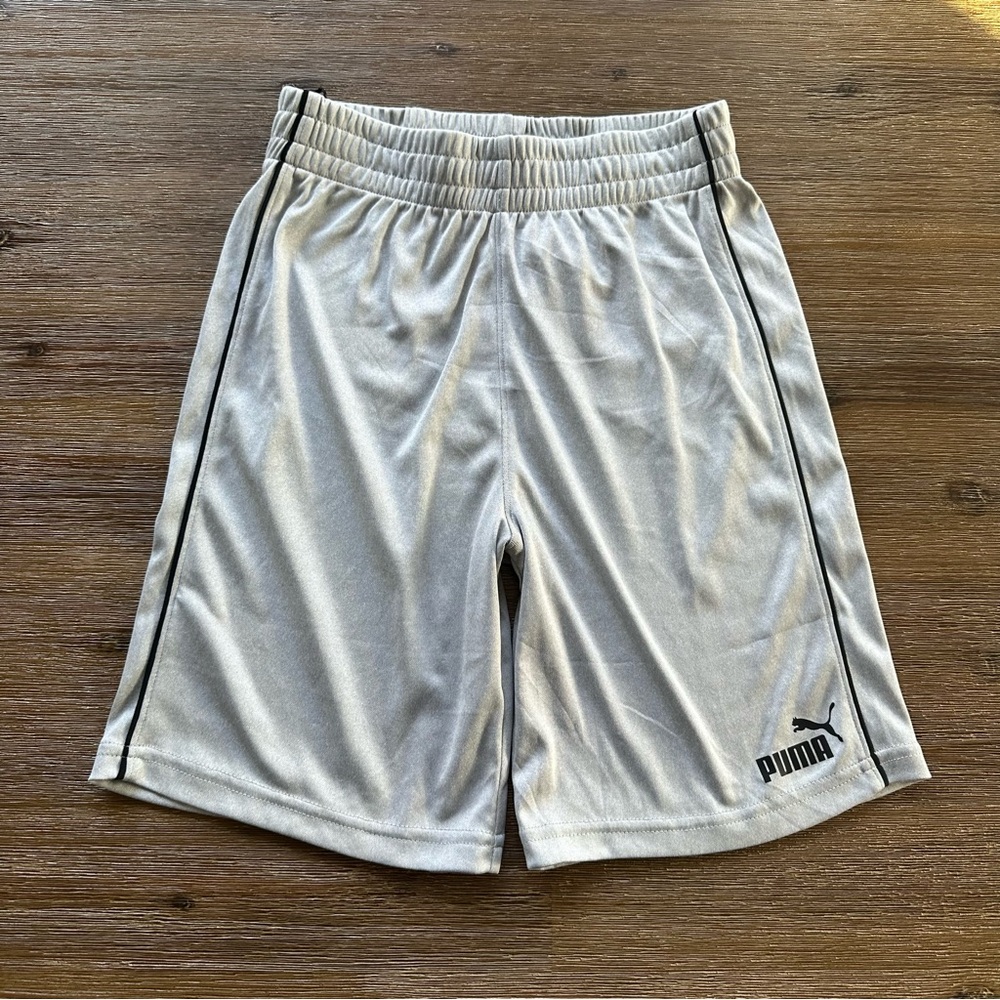 3/20$   Puma Kids Grey Athletic Shorts size 8